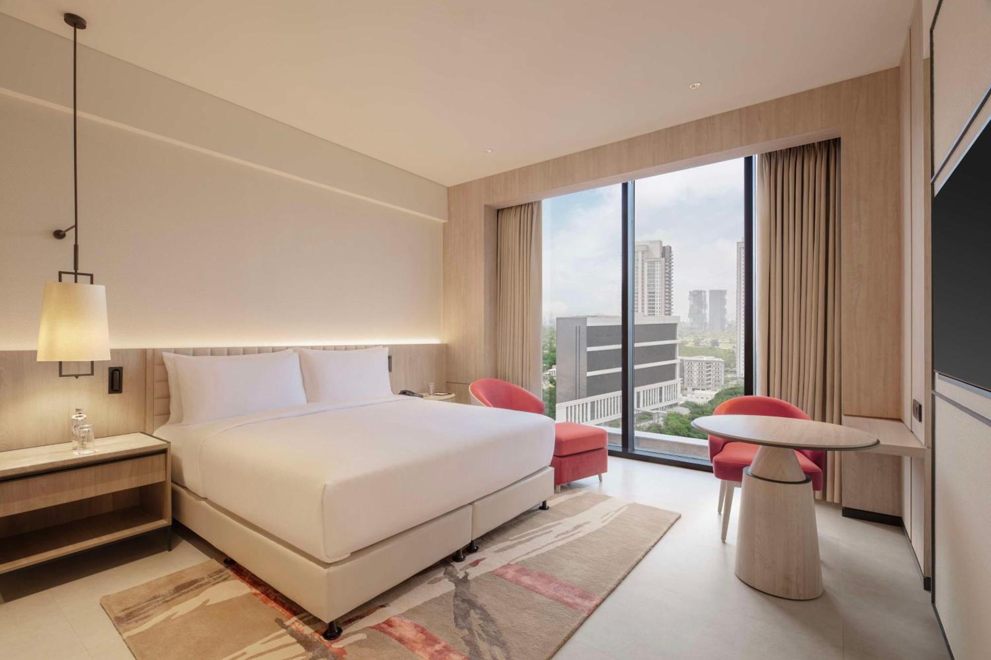Hilton Gurugram Baani City Centre غورغاون المظهر الخارجي الصورة